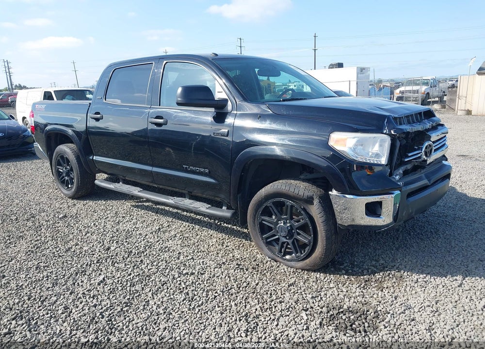 2017 TOYOTA TUNDRA SR5 5.7L V8 VIN: 5TFDW5F14HX671042