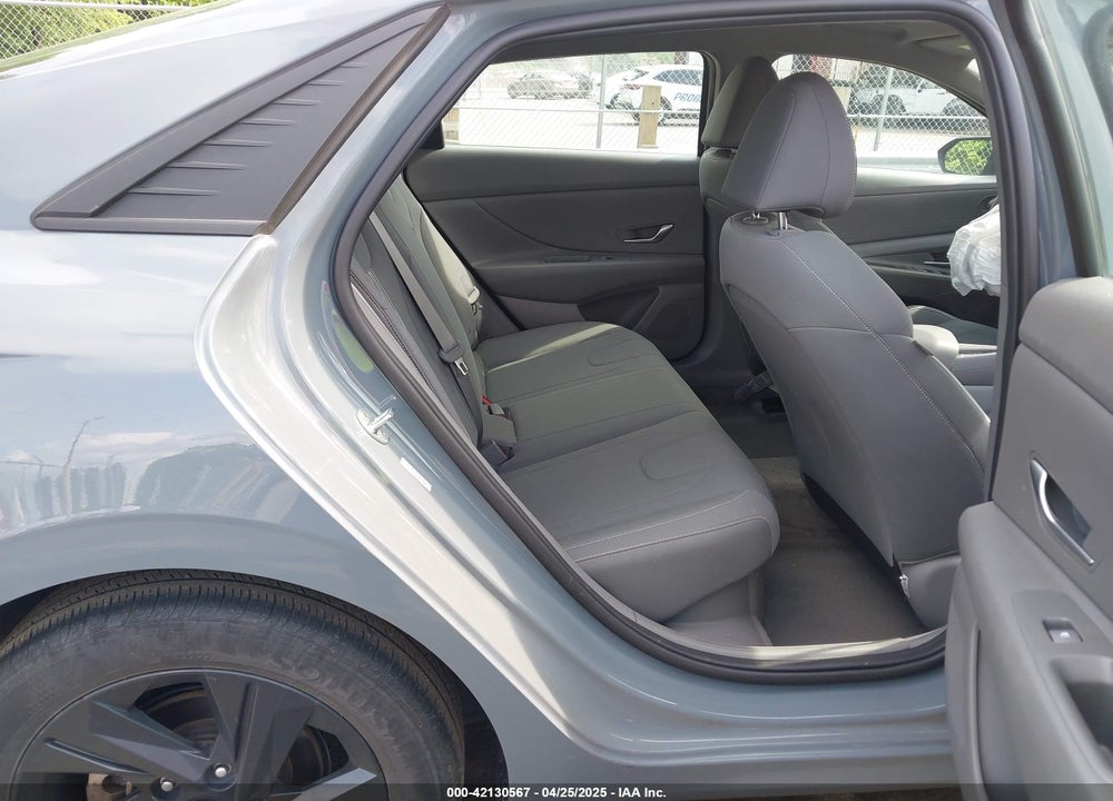 2023 HYUNDAI ELANTRA HYBRID VIN: KMHLM4AJ6PU033809