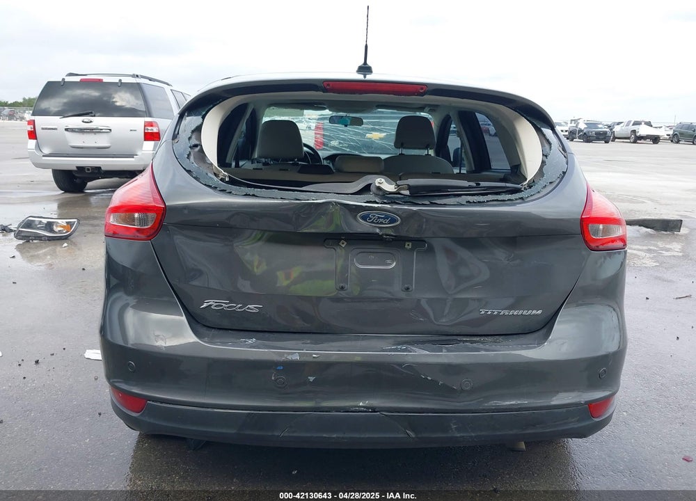 2017 FORD FOCUS VIN: 1FADP3N20HL210364