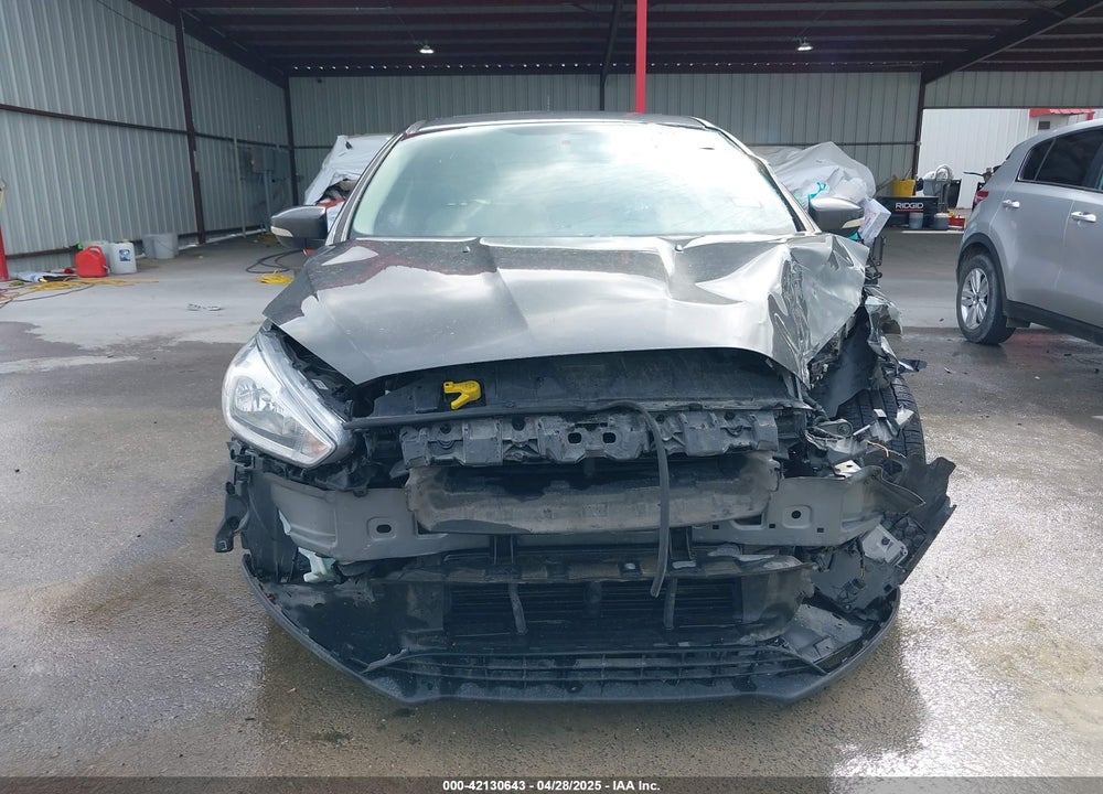 2017 FORD FOCUS VIN: 1FADP3N20HL210364