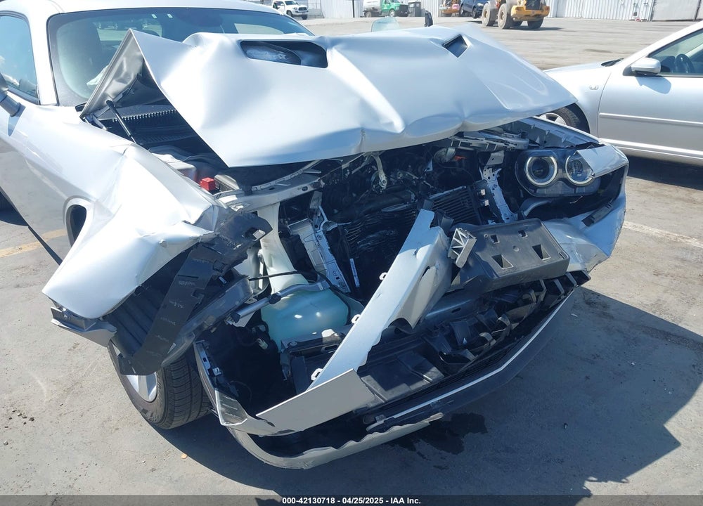 2022 DODGE CHALLENGER VIN: 2C3CDZAG4NH105231