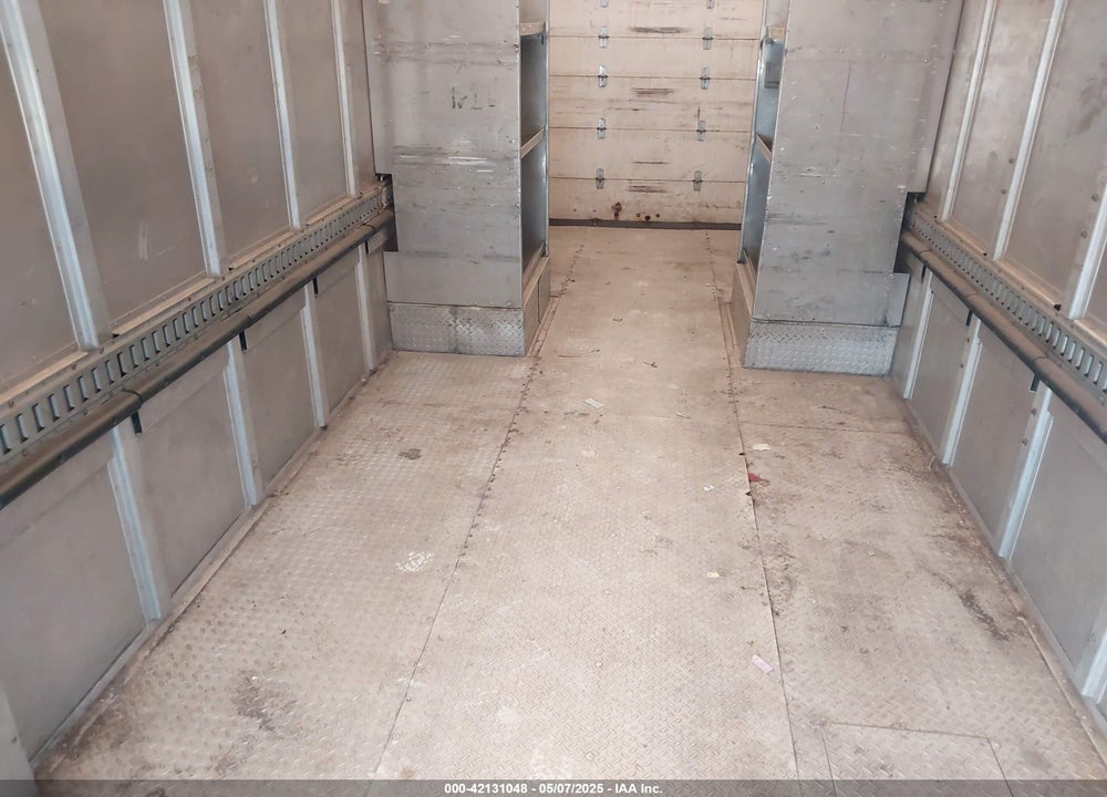 2007 FREIGHTLINER CHASSIS M LINE WALK-IN VAN VIN: 4UZAARBW27CY18843