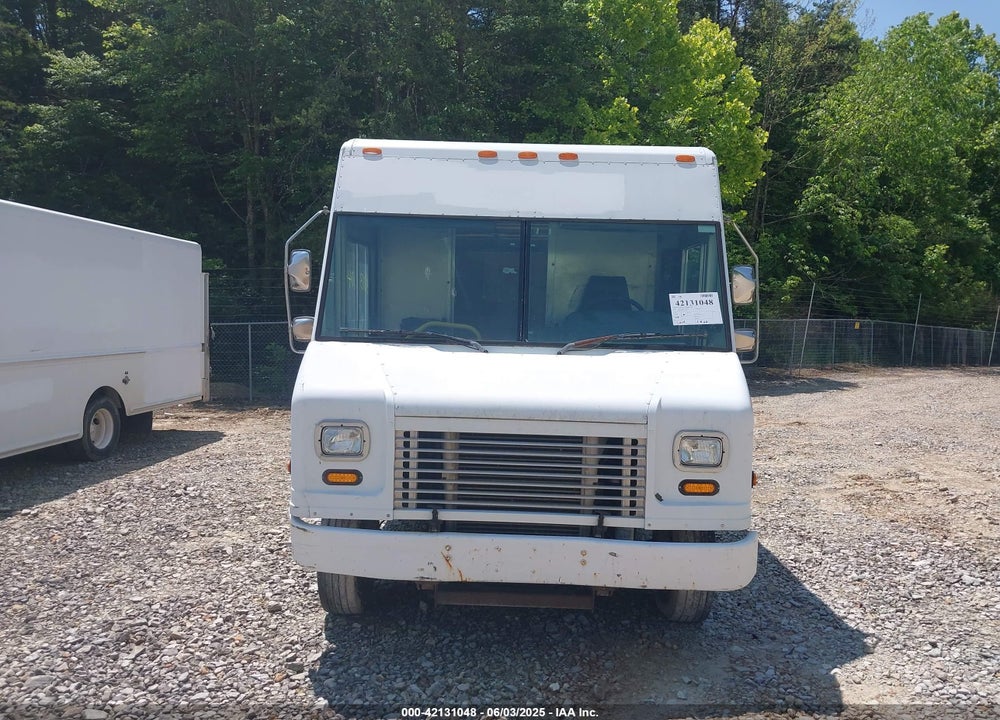2007 FREIGHTLINER CHASSIS M LINE WALK-IN VAN VIN: 4UZAARBW27CY18843