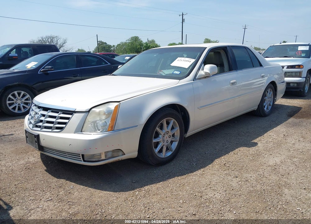 2010 CADILLAC DTS VIN: 1G6KD5EY8AU120652