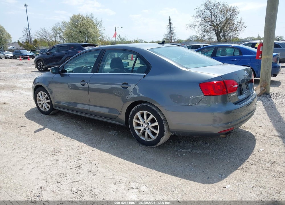 2013 VOLKSWAGEN JETTA 2.5L SE VIN: 3VWDP7AJ3DM430540