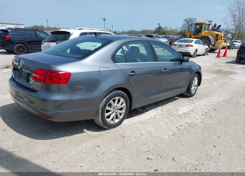 2013 VOLKSWAGEN JETTA 2.5L SE VIN: 3VWDP7AJ3DM430540