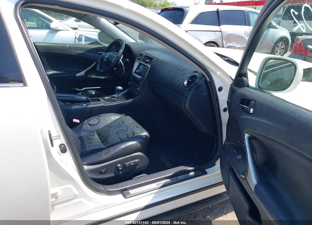 2006 LEXUS IS 350 VIN: JTHBE262865008646