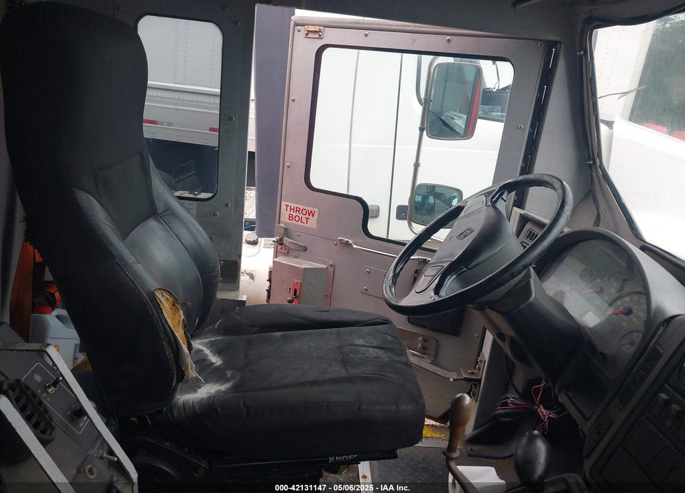 2007 INTERNATIONAL 4000 4300 VIN: 1HTMMAAM87H455240