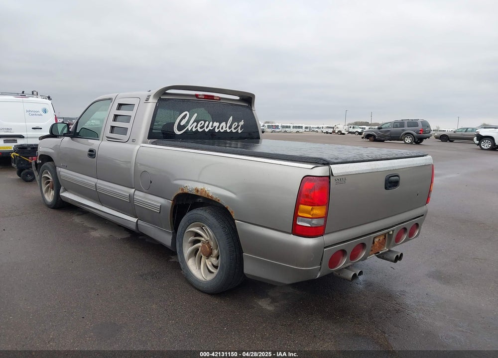 1999 CHEVROLET SILVERADO 1500 LS VIN: 2GCEC19V1X1183487