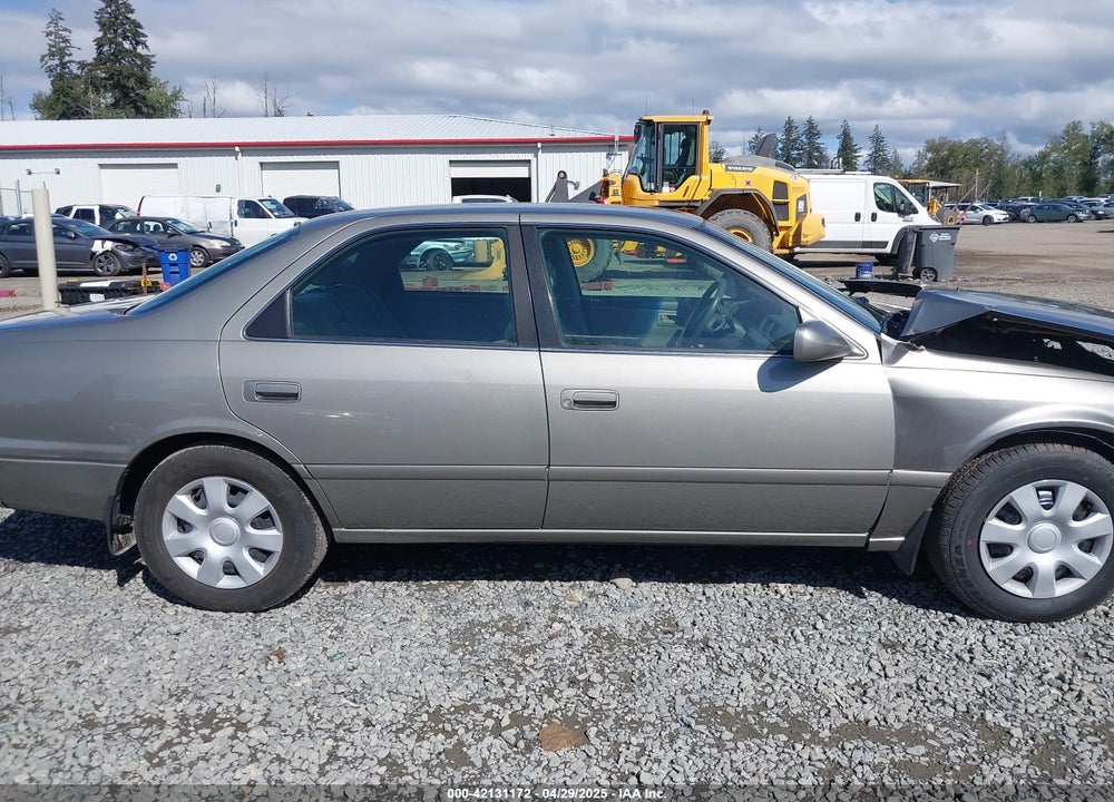 2001 TOYOTA CAMRY VIN: JT2BG22K010581203