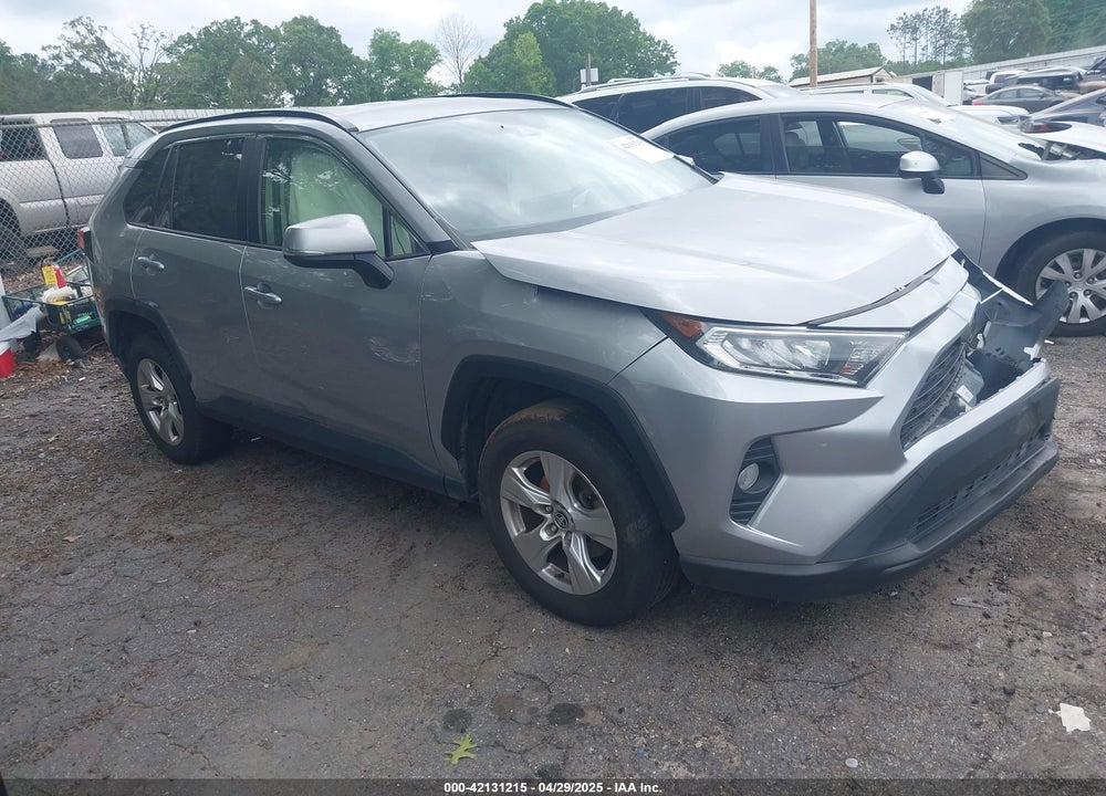 2020 TOYOTA RAV4 XLE VIN: JTMW1RFV7LJ018413