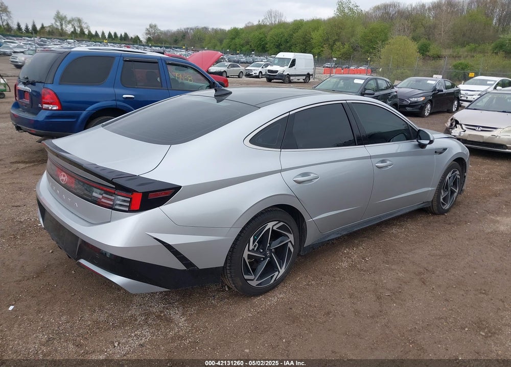 2024 HYUNDAI SONATA VIN: KMHL14JA5RA385826