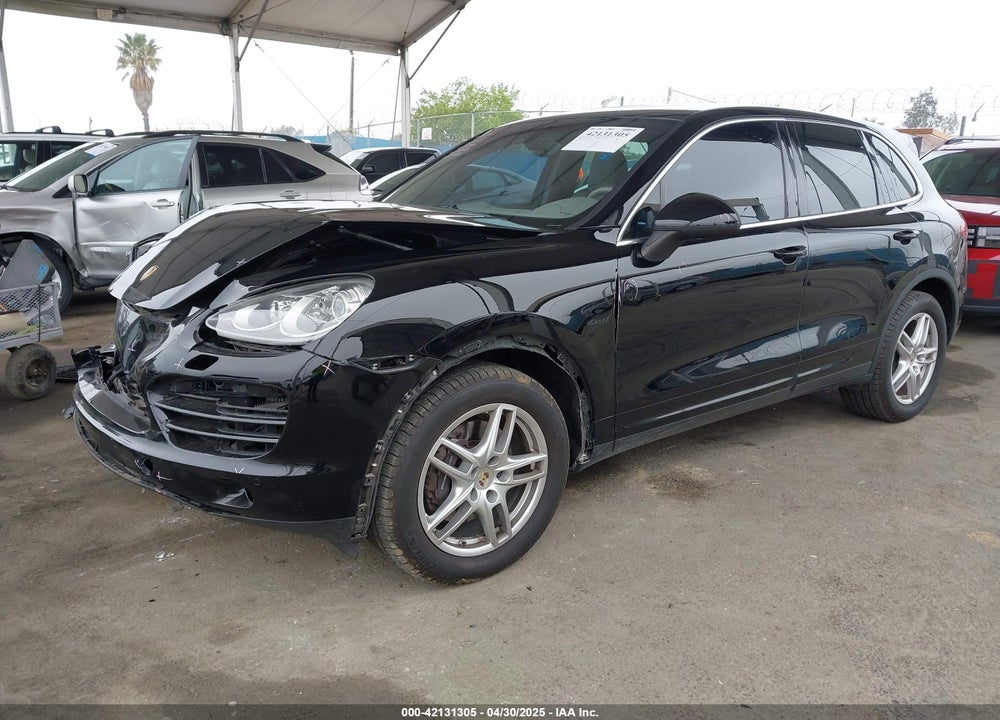 2013 PORSCHE CAYENNE VIN: WP1AF2A29DLA22600