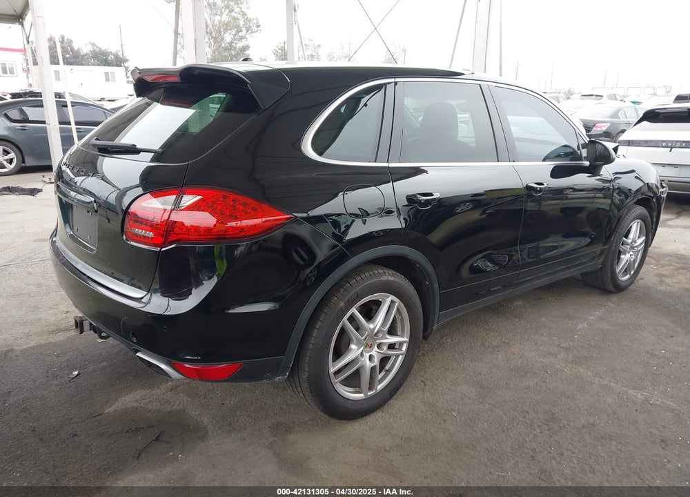2013 PORSCHE CAYENNE VIN: WP1AF2A29DLA22600