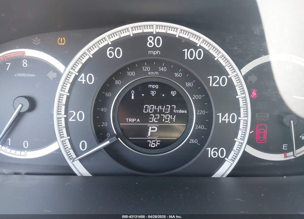 2014 HONDA ACCORD VIN: 1HGCR2F38EA218092