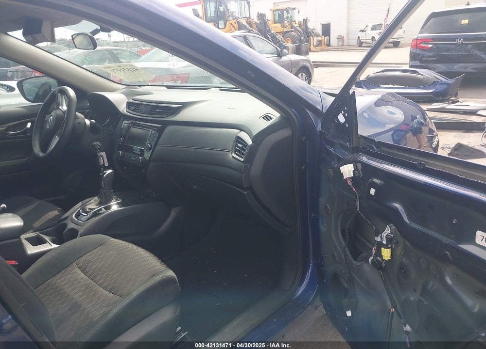 2018 NISSAN ROGUE VIN: 5N1AT2MV0JC738213