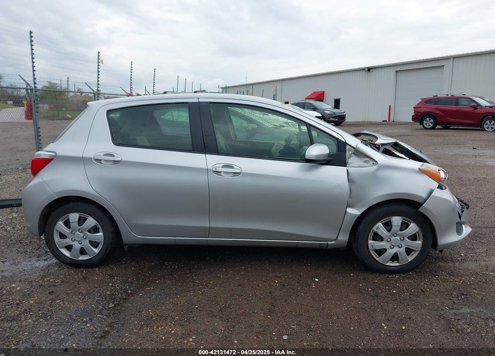 2013 TOYOTA YARIS LE VIN: JTDKTUD30DD554746