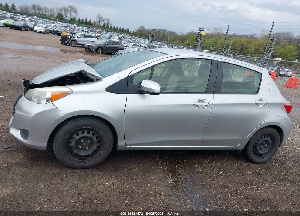2013 TOYOTA YARIS LE VIN: JTDKTUD30DD554746