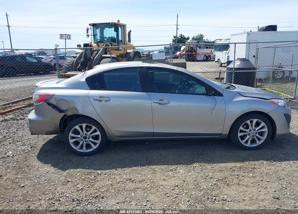 2011 MAZDA 3 S GRAND TOURING VIN: JM1BL1W61B1371148