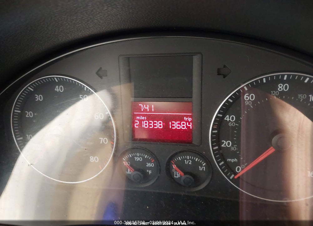 2008 VOLKSWAGEN JETTA VIN: 3VWRM71K18M175433