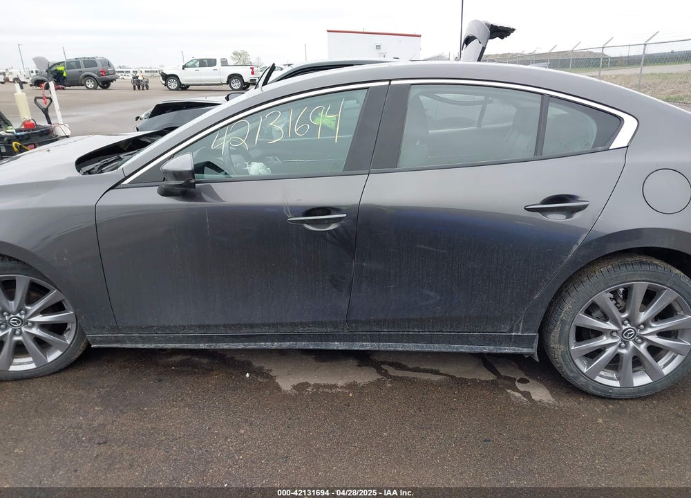 2019 MAZDA 3 VIN: 3MZBPAEMXKM103817