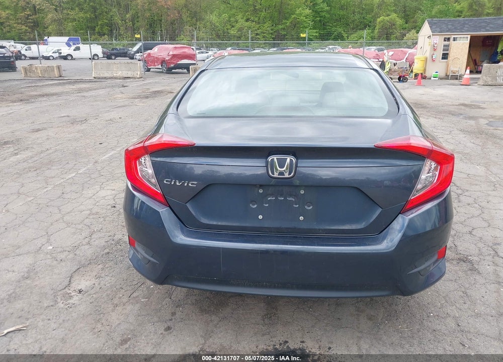 2018 HONDA CIVIC VIN: 19XFC2F53JE208950