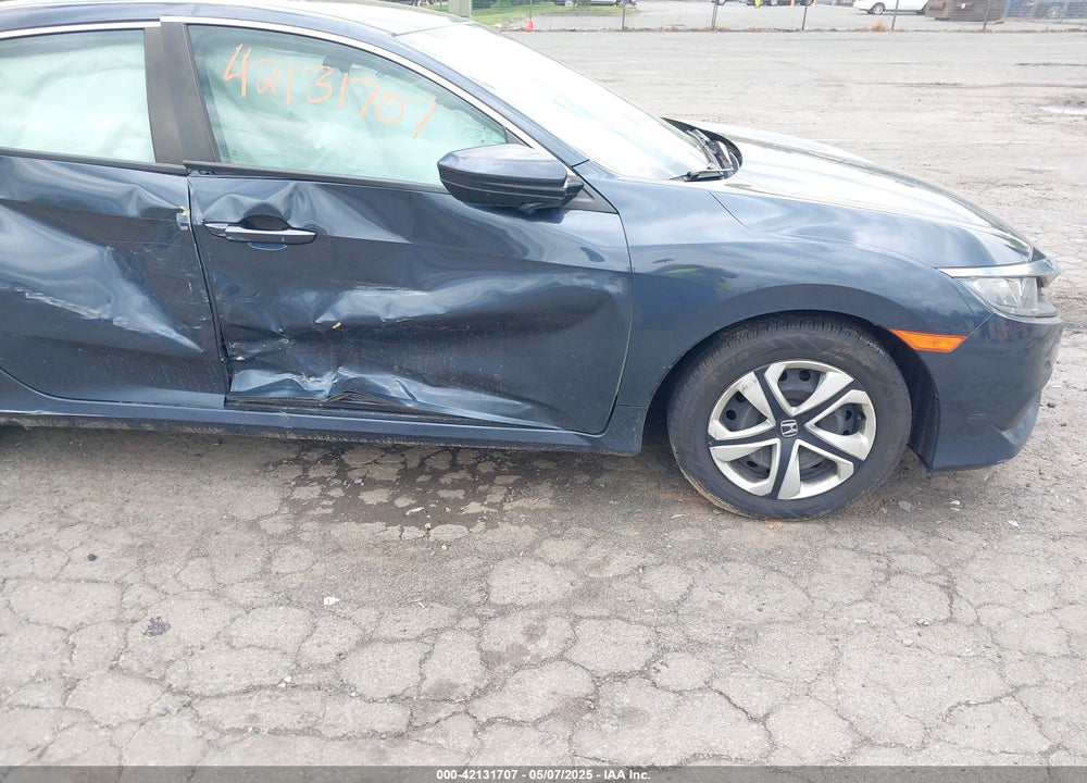 2018 HONDA CIVIC VIN: 19XFC2F53JE208950