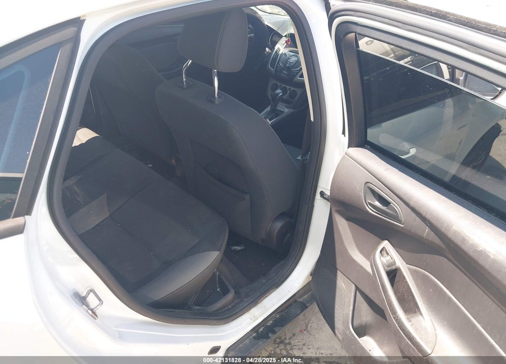 2012 FORD FOCUS VIN: 1FAHP3F24CL207735