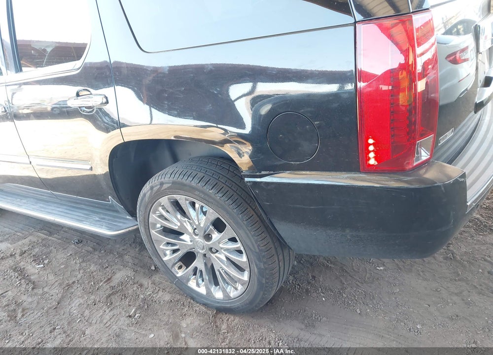 2008 CADILLAC ESCALADE VIN: 1GYFK63828R232898
