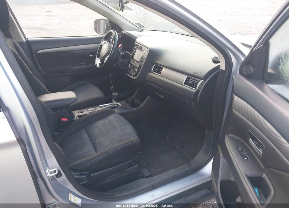 2016 MITSUBISHI OUTLANDER VIN: JA4AD3A32GZ017062