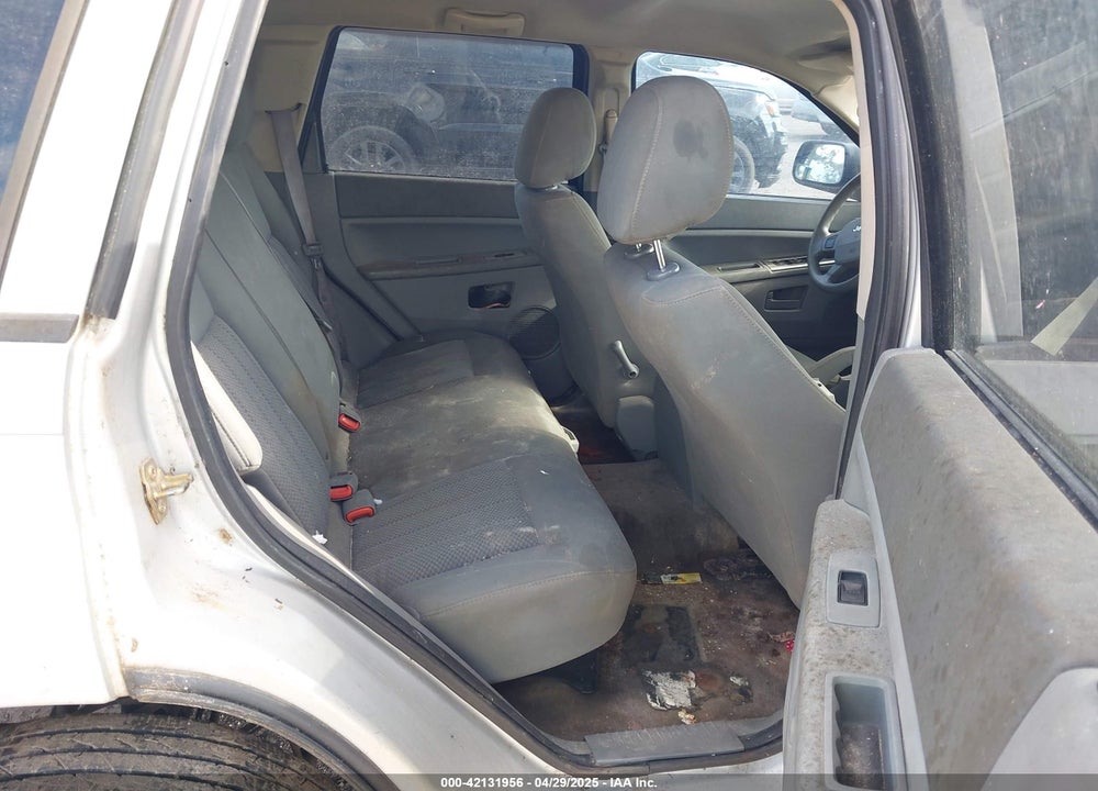 2005 JEEP GRAND CHEROKEE LAREDO VIN: 1J4GS48K35C704571
