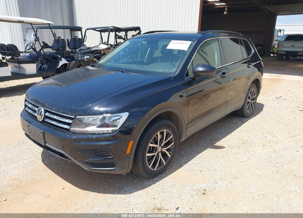 2019 VOLKSWAGEN TIGUAN VIN: 3VV2B7AX2KM176931