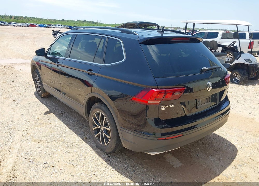 2019 VOLKSWAGEN TIGUAN VIN: 3VV2B7AX2KM176931