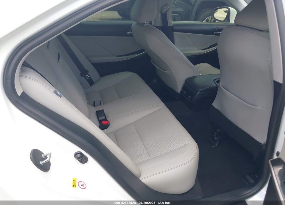 2015 LEXUS IS250 VIN: JTHBF1D28F5079887