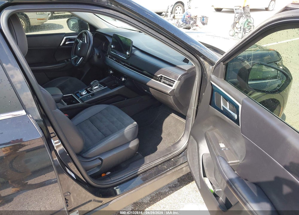 2022 MITSUBISHI OUTLANDER VIN: JA4J4UA83NZ048383