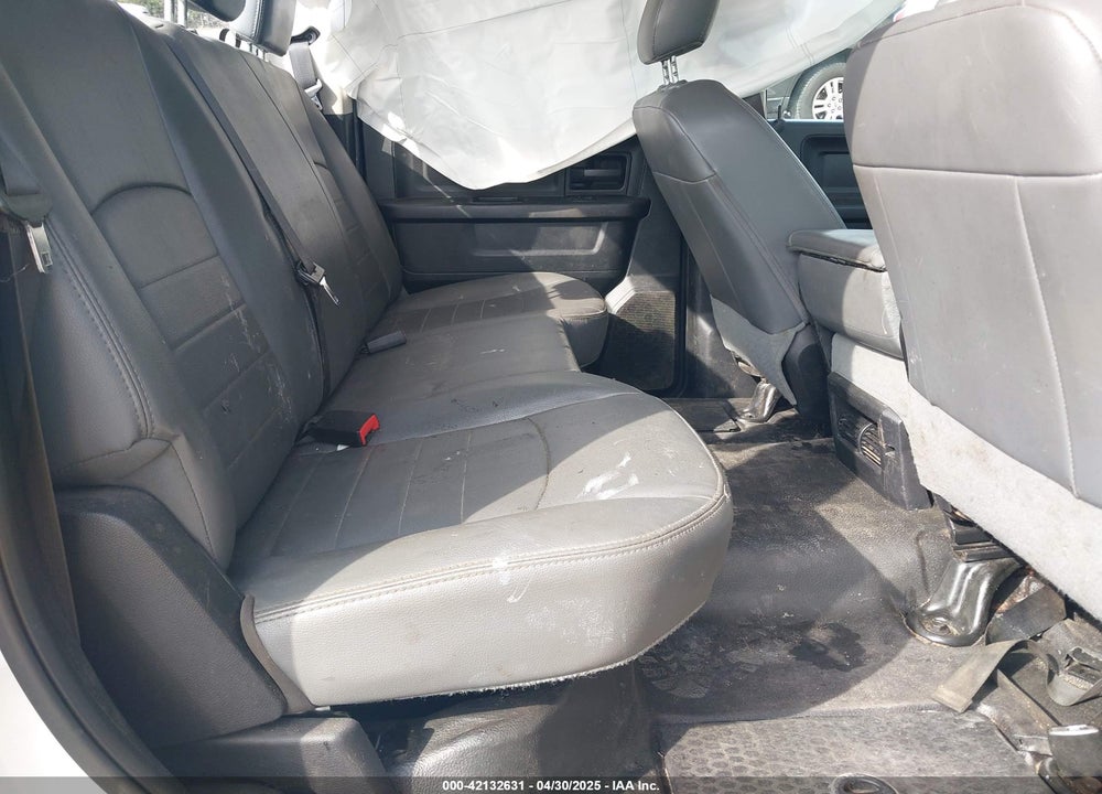 2019 RAM 1500 CLASSIC VIN: 1C6RR6KM5KS751478