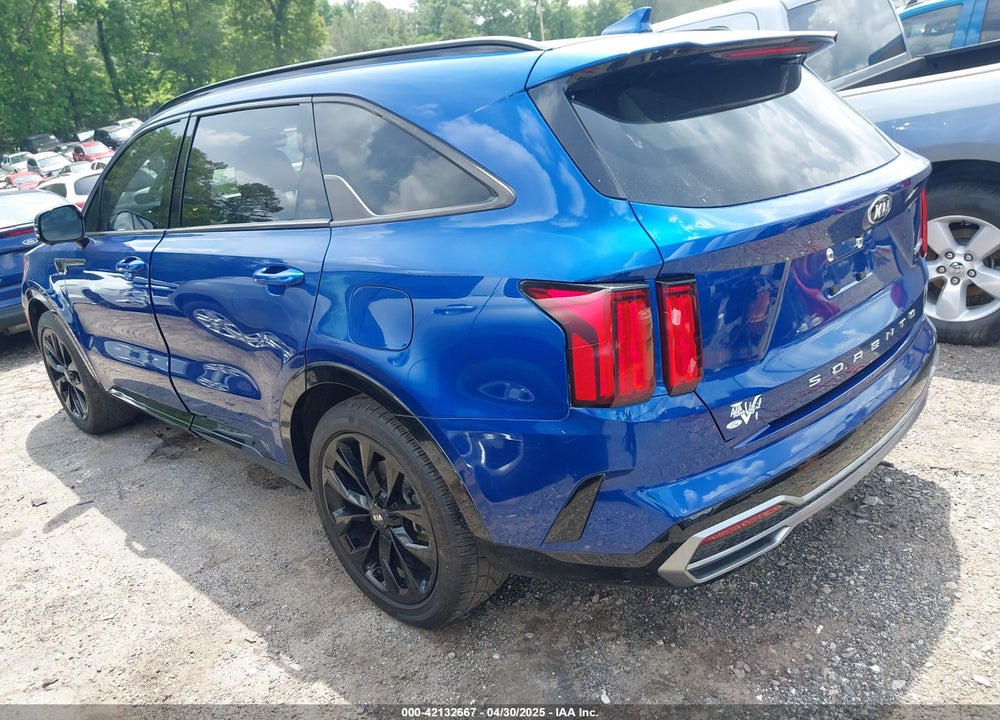 2021 KIA SORENTO VIN: 5XYRK4LF5MG028384