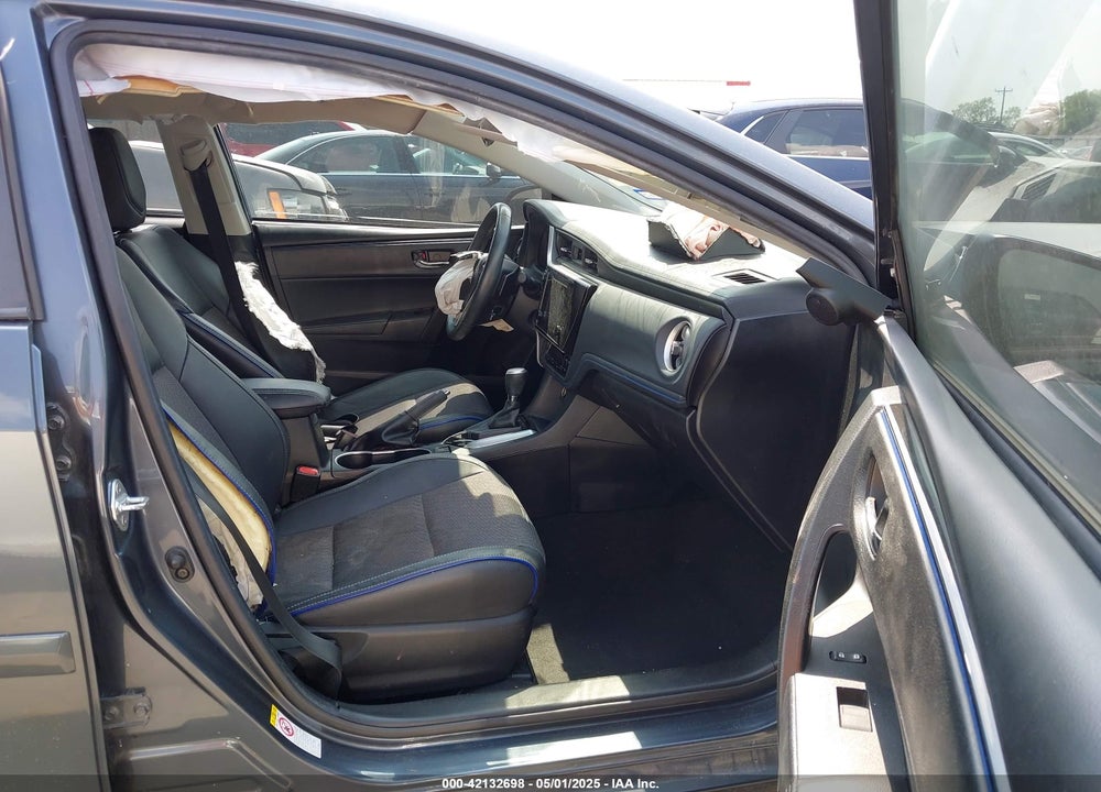2018 TOYOTA COROLLA SE VIN: 2T1BURHE5JC015120