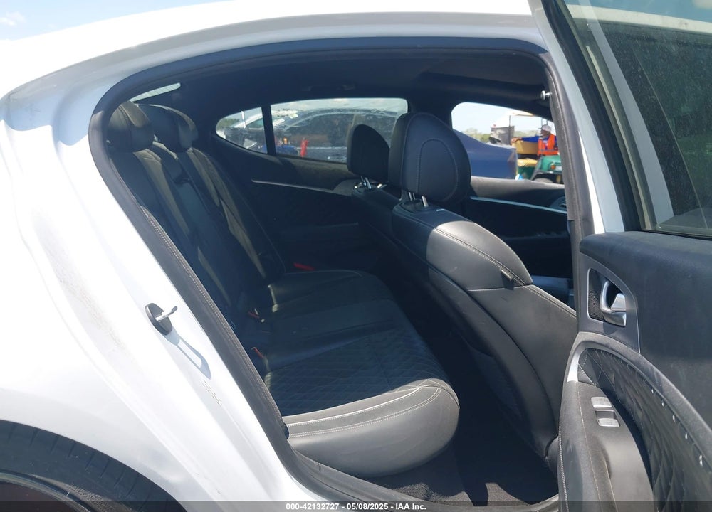 2019 GENESIS G70 VIN: KMTG44LA4KU038200