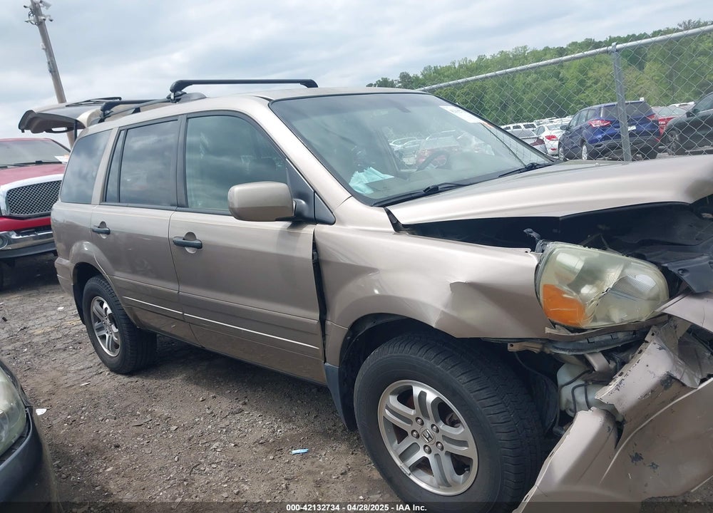 2004 HONDA PILOT EX VIN: 2HKYF18414H547415