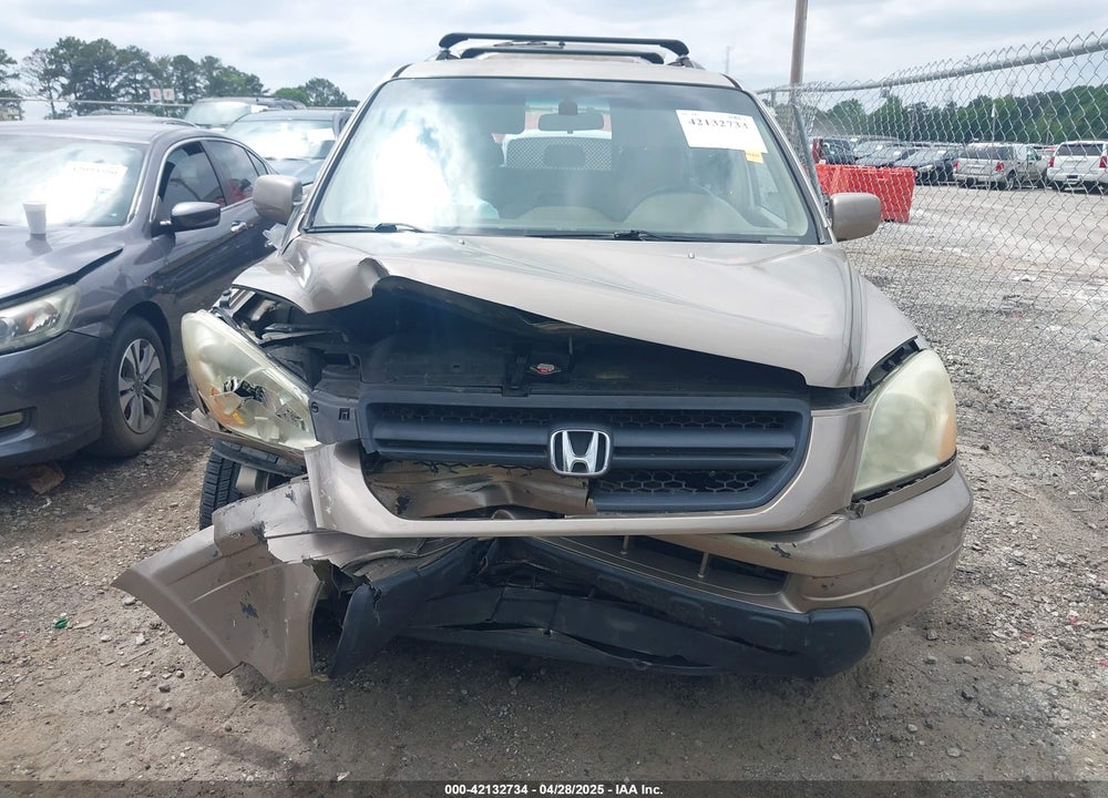 2004 HONDA PILOT EX VIN: 2HKYF18414H547415