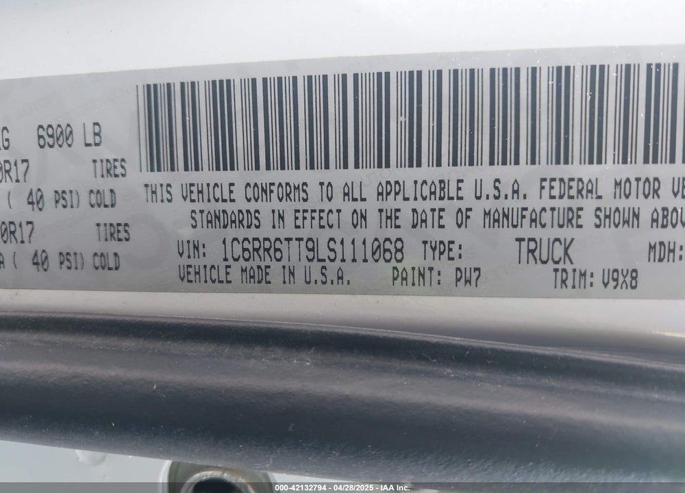 2020 RAM 1500 CLASSIC VIN: 1C6RR6TT9LS111068