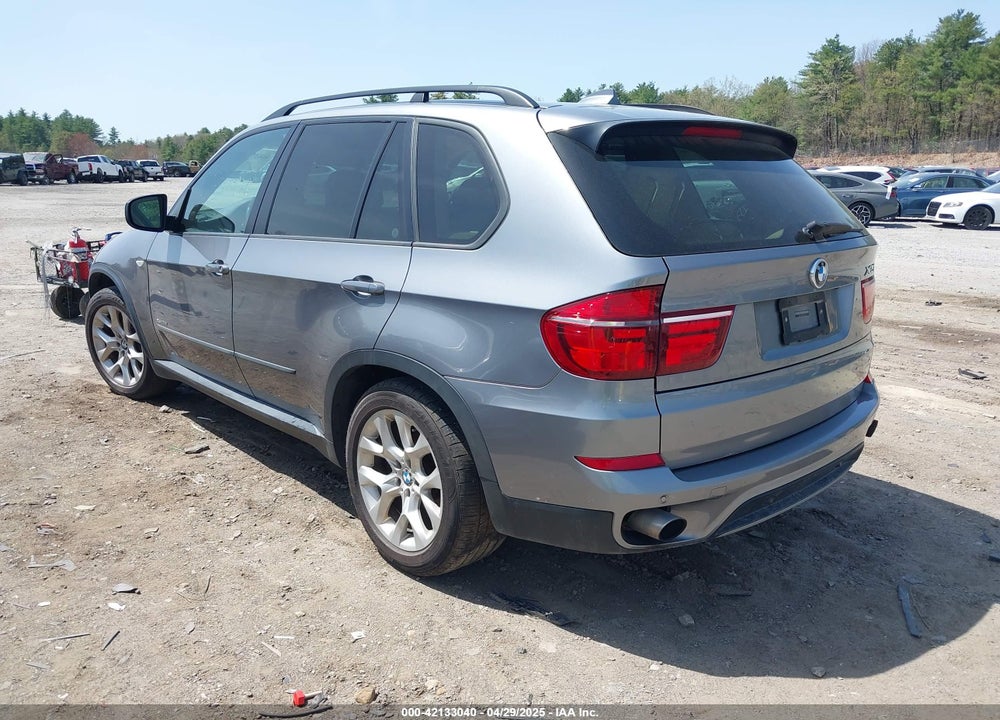 2011 BMW X5 XDRIVE35I/XDRIVE35I PREMIUM/XDRIVE35I SPORT ACTIVITY VIN: 5UXZV4C53BL408421