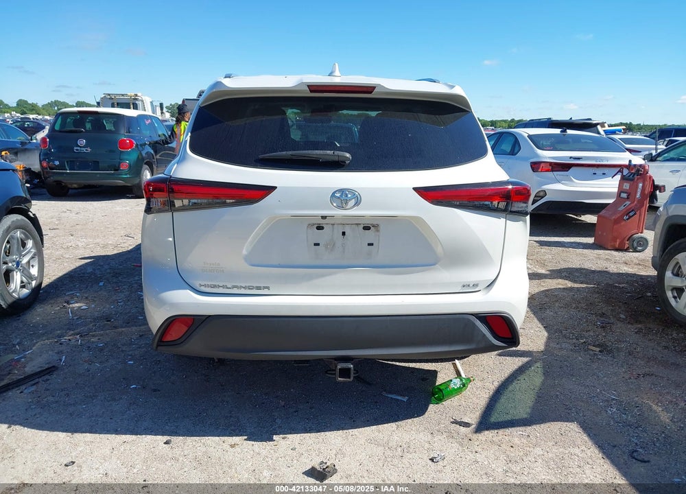 2020 TOYOTA HIGHLANDER XLE VIN: 5TDGZRAH4LS513315