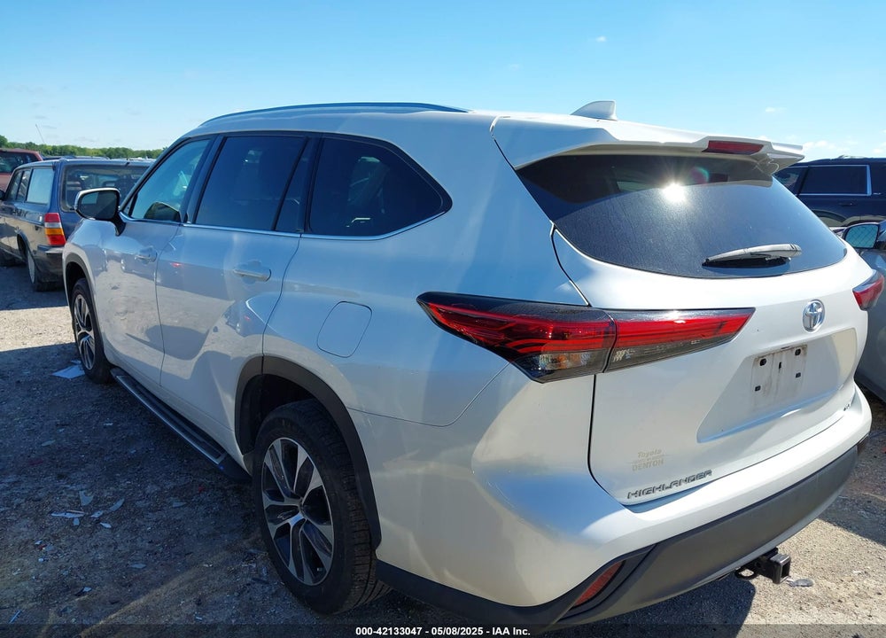 2020 TOYOTA HIGHLANDER XLE VIN: 5TDGZRAH4LS513315