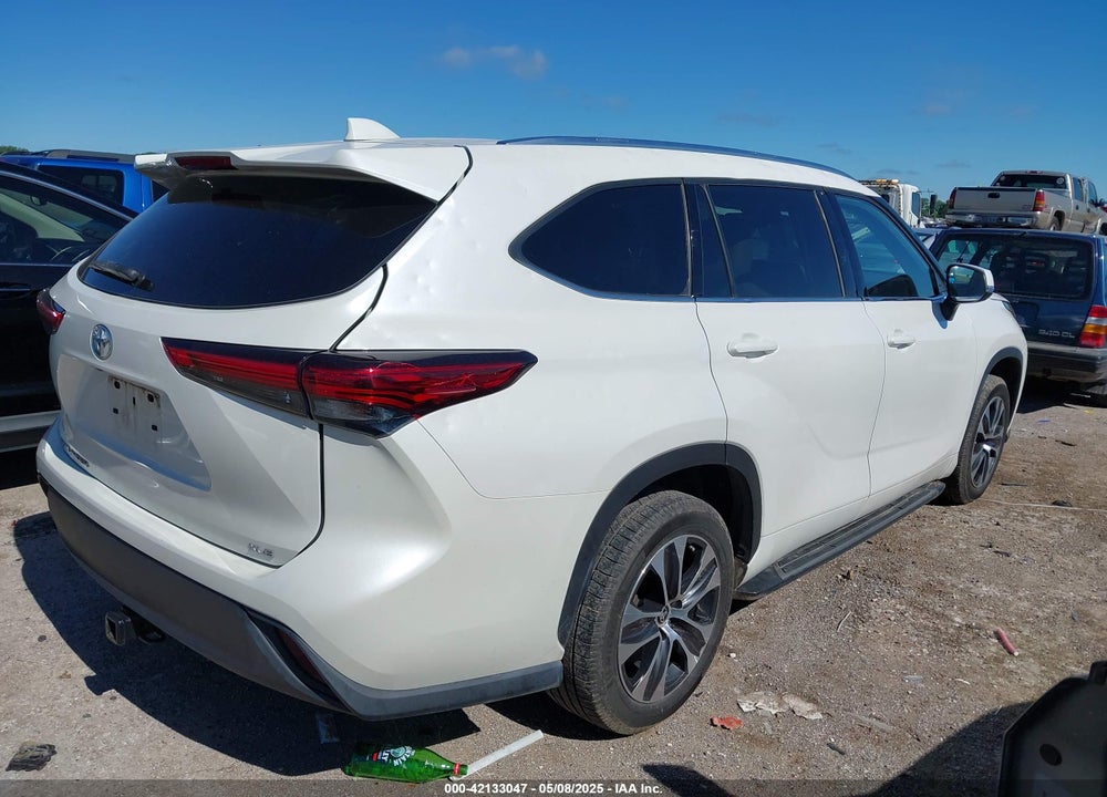 2020 TOYOTA HIGHLANDER XLE VIN: 5TDGZRAH4LS513315