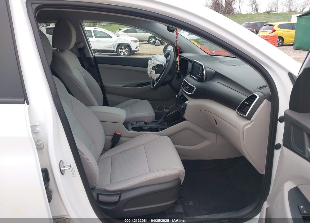 2020 HYUNDAI TUCSON VIN: KM8J3CAL7LU179054