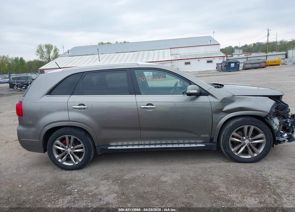 2014 KIA SORENTO VIN: 5XYKWDA75EG445801
