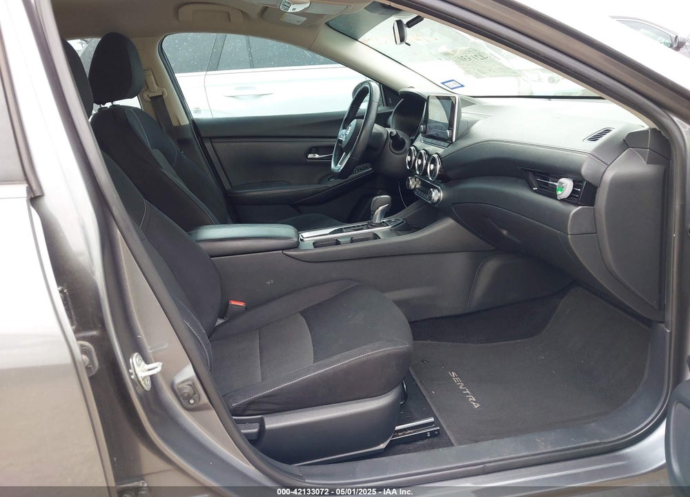 2020 NISSAN SENTRA SV XTRONIC CVT VIN: 3N1AB8CV6LY238047