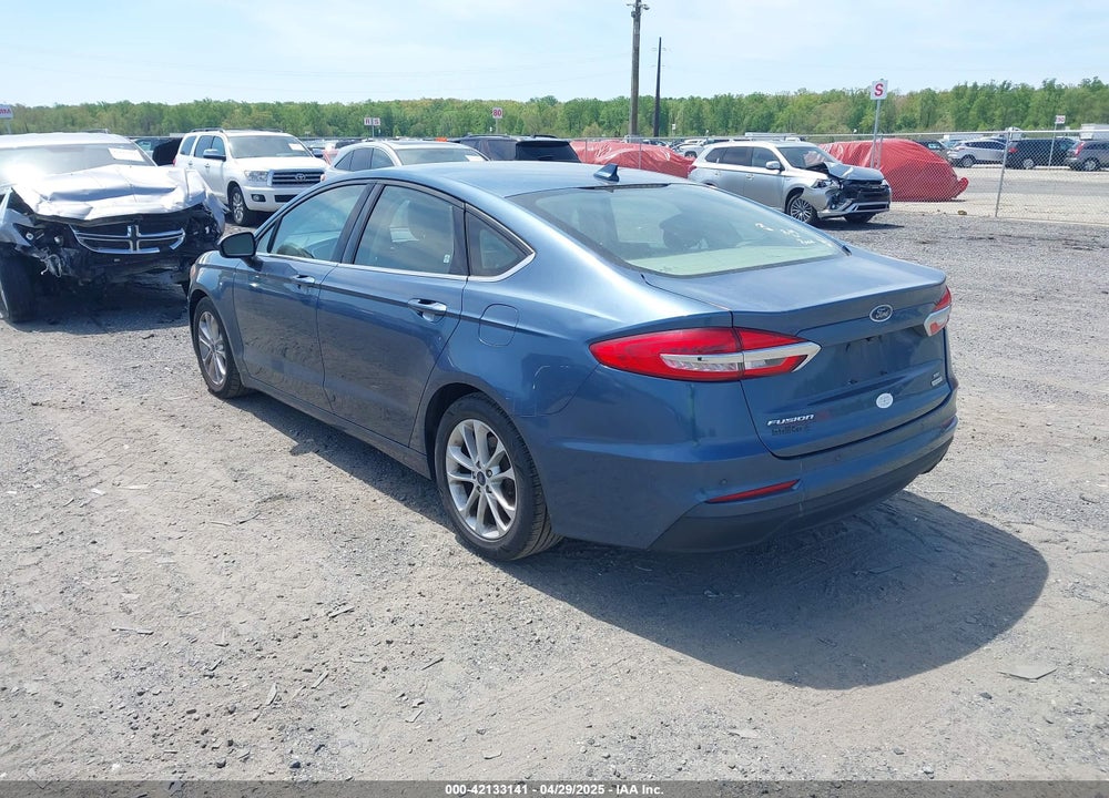 2019 FORD FUSION VIN: 3FA6P0HD2KR126379